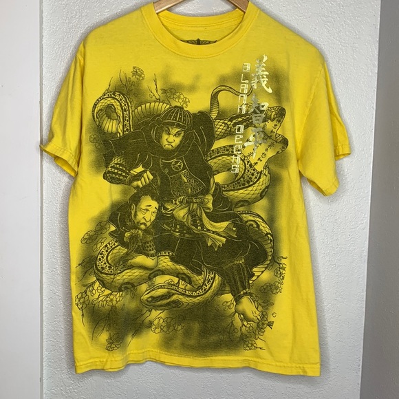 Blank Deck Other - Blank Decks yellow graphic short sleeve t shirt 100% cotton